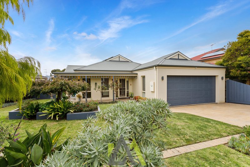 Photo - 11 Cabernet Court, Frankston South VIC 3199 - Image 25