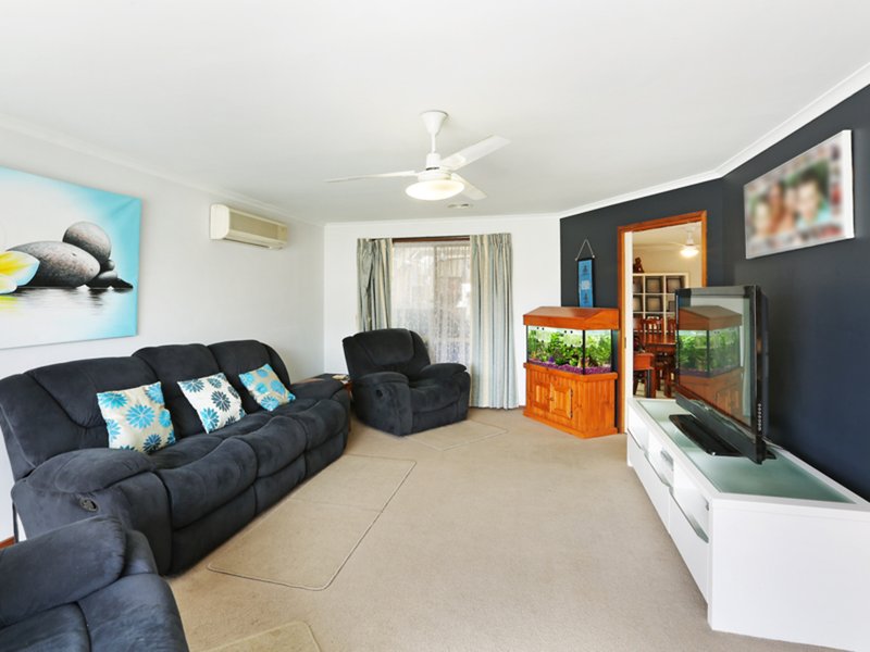 Photo - 11 Cabernet Road, Corio VIC 3214 - Image 3