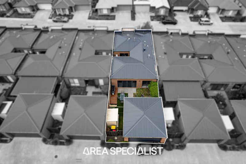 Photo - 11 Cabernet Way, Pakenham VIC 3810 - Image 15