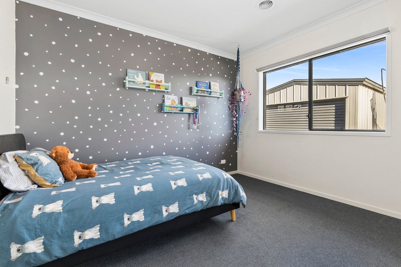 Photo - 11 Cadence Avenue, Lara VIC 3212 - Image 10