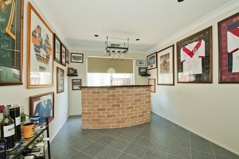 Photo - 11 Cadigan Place, Dapto NSW 2530 - Image 5