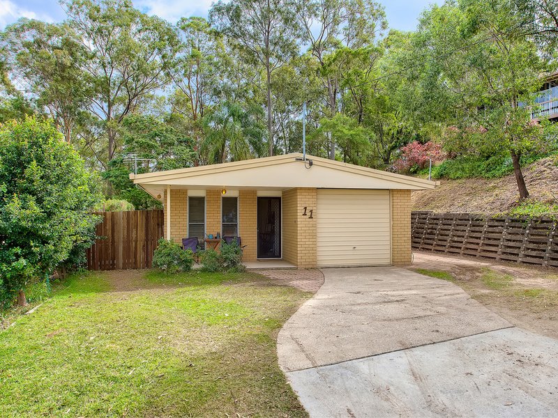 11 Caesar Road, Ferny Hills QLD 4055