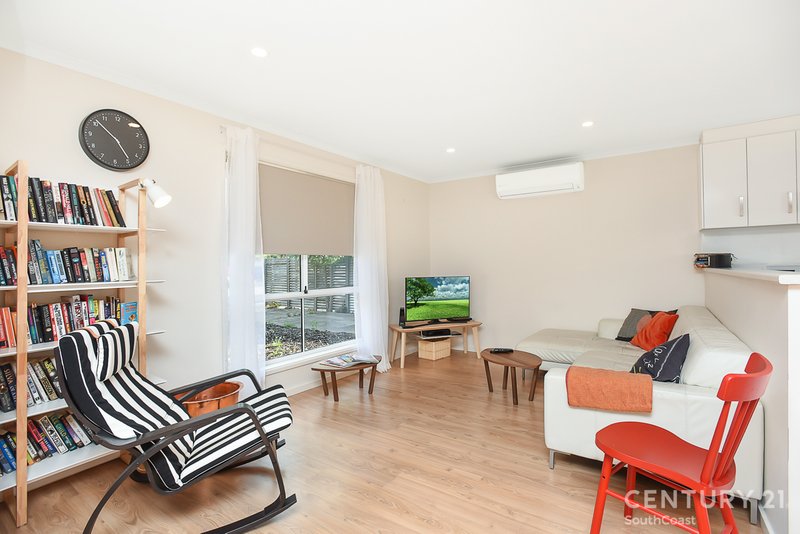 Photo - 11 Caffrey Crescent, Port Willunga SA 5173 - Image 6