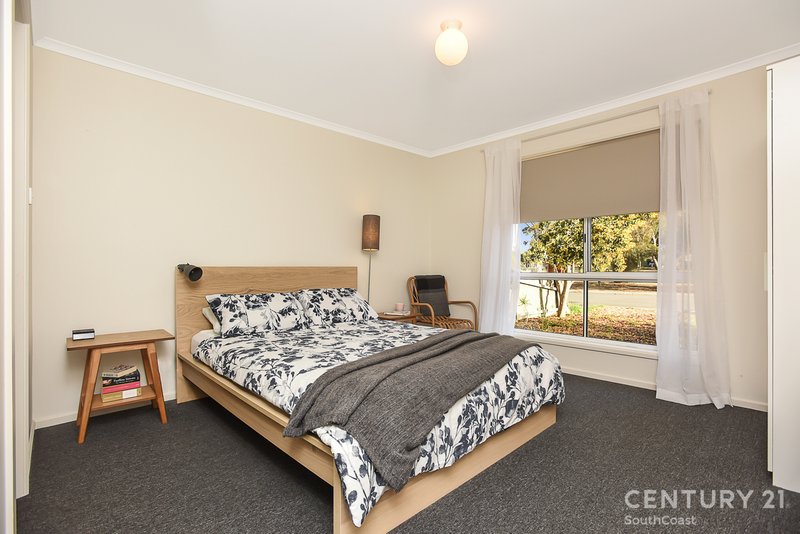 Photo - 11 Caffrey Crescent, Port Willunga SA 5173 - Image 10