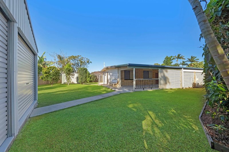 Photo - 11 Calderwood Street, Bald Hills QLD 4036 - Image 9