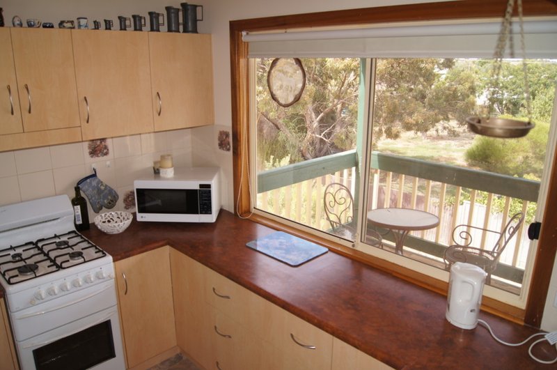 Photo - 11 Cambridge Street, Moonta Bay SA 5558 - Image 16