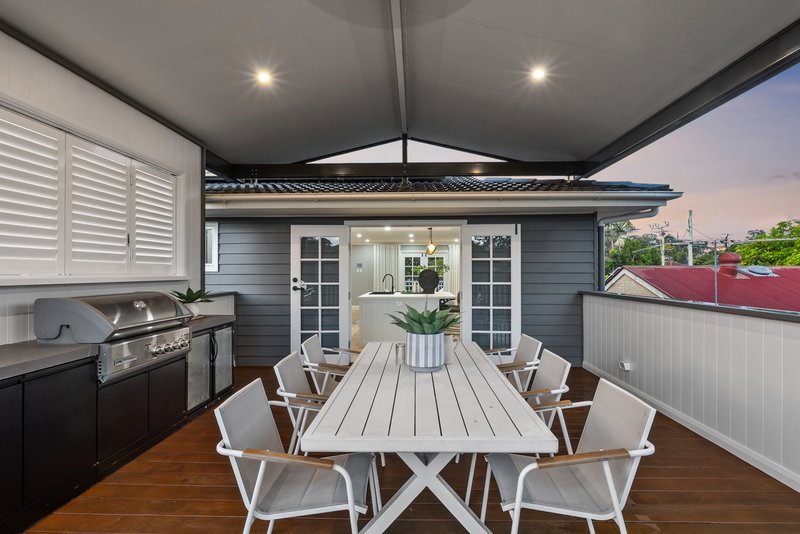Photo - 11 Camelia Avenue, Everton Hills QLD 4053 - Image 35