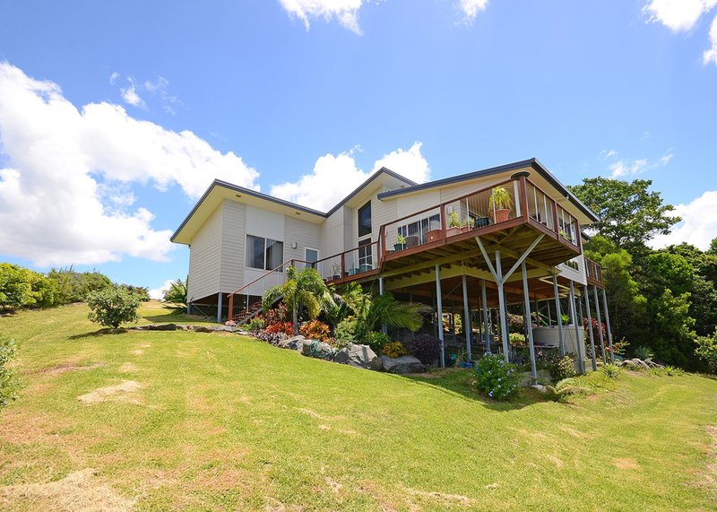 Photo - 11 Canthium Court, Dundowran Beach QLD 4655 - Image 3