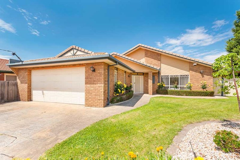 11 Cardiff Court, Craigieburn VIC 3064