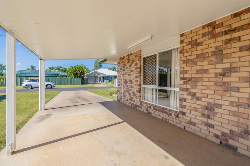 Photo - 11 Cardinal Street, Emerald QLD 4720 - Image 16