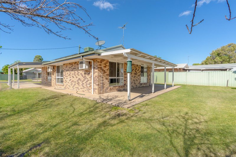 Photo - 11 Cardinal Street, Emerald QLD 4720 - Image 18