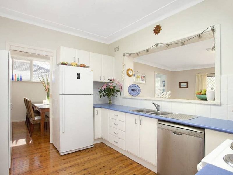 Photo - 11 Careden Avenue, Beacon Hill NSW 2100 - Image 3