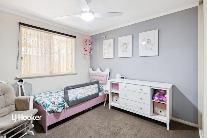 Photo - 11 Carmelina Court, Parafield Gardens SA 5107 - Image 13