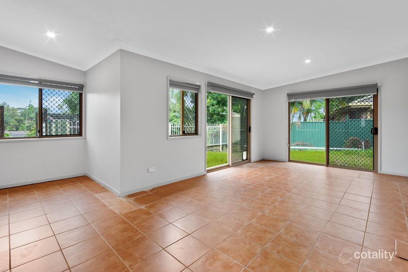 Photo - 11 Carner Court, Parkwood QLD 4214 - Image 12