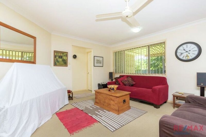 Photo - 11 Carolyn Court, Caboolture South QLD 4510 - Image 3