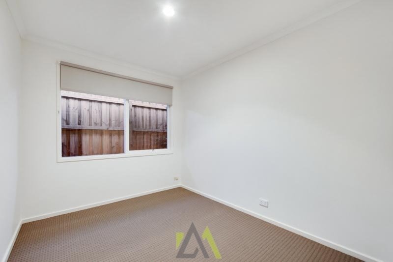 Photo - 11 Carrington Crescent, Carrum Downs VIC 3201 - Image 16