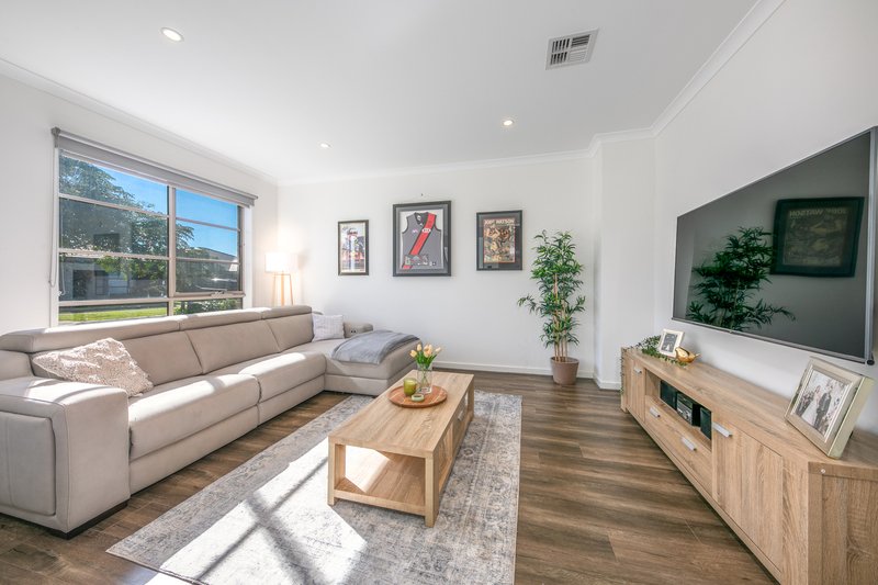 Photo - 11 Carroll Street, Diggers Rest VIC 3427 - Image 2