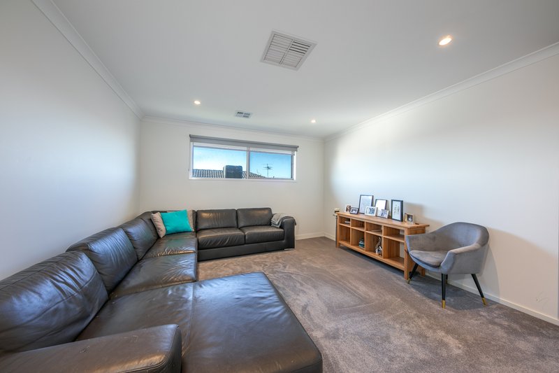Photo - 11 Carroll Street, Diggers Rest VIC 3427 - Image 8