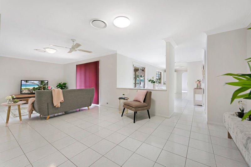 Photo - 11 Carrum Court, Robina QLD 4226 - Image 9