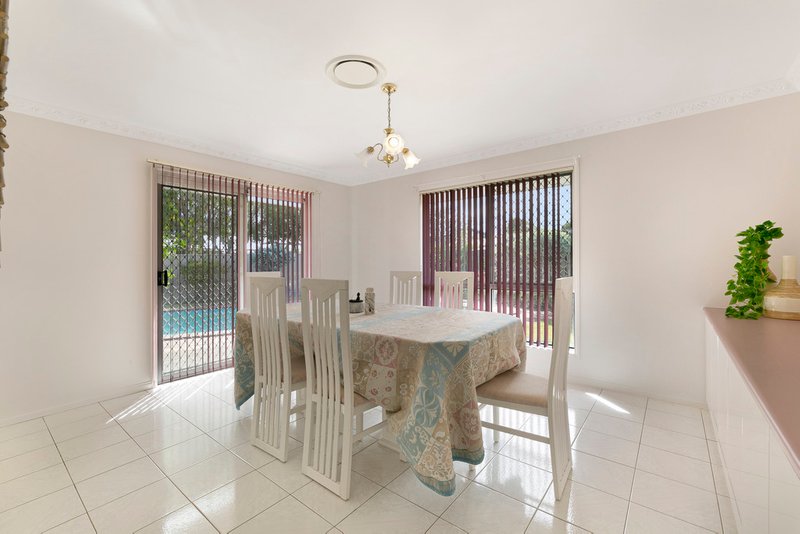 Photo - 11 Carrum Court, Robina QLD 4226 - Image 11