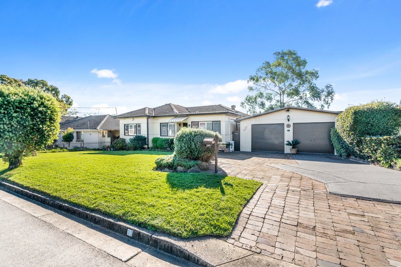 11 Cartela Crescent, Smithfield NSW 2164