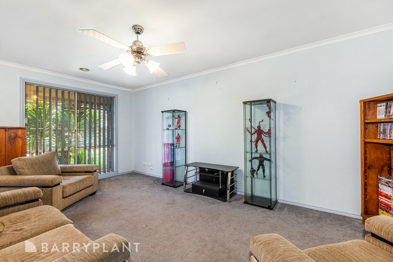 Photo - 11 Casey Court, Wallan VIC 3756 - Image 4