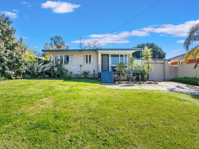 11 Casserley Avenue, Girrawheen WA 6064