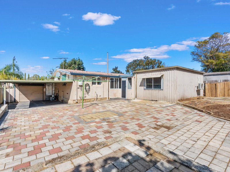 Photo - 11 Casserley Avenue, Girrawheen WA 6064 - Image 25