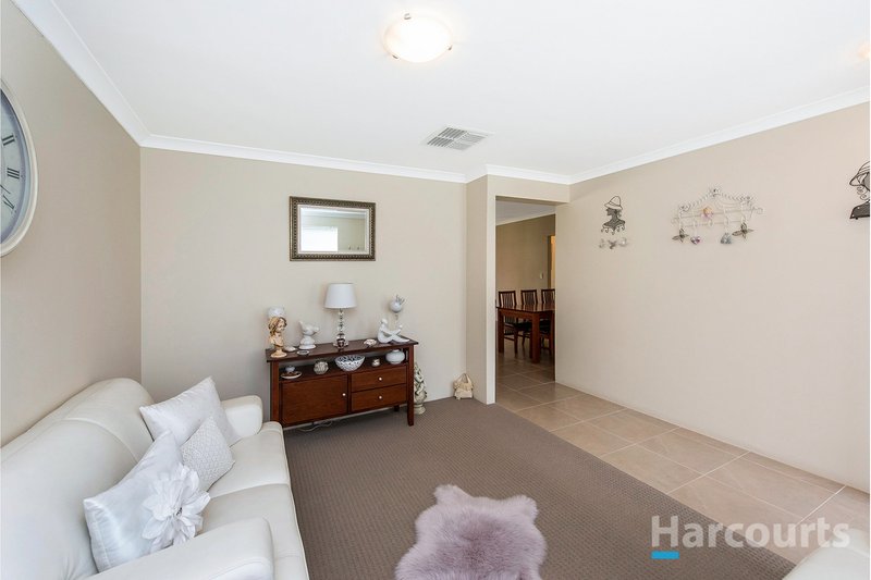 Photo - 11 Castanet Drive, Madeley WA 6065 - Image 6