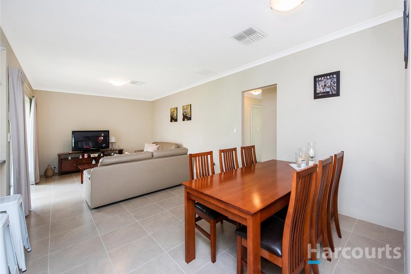 Photo - 11 Castanet Drive, Madeley WA 6065 - Image 11