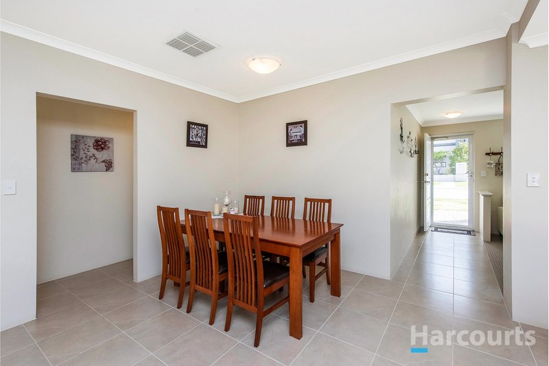 Photo - 11 Castanet Drive, Madeley WA 6065 - Image 13