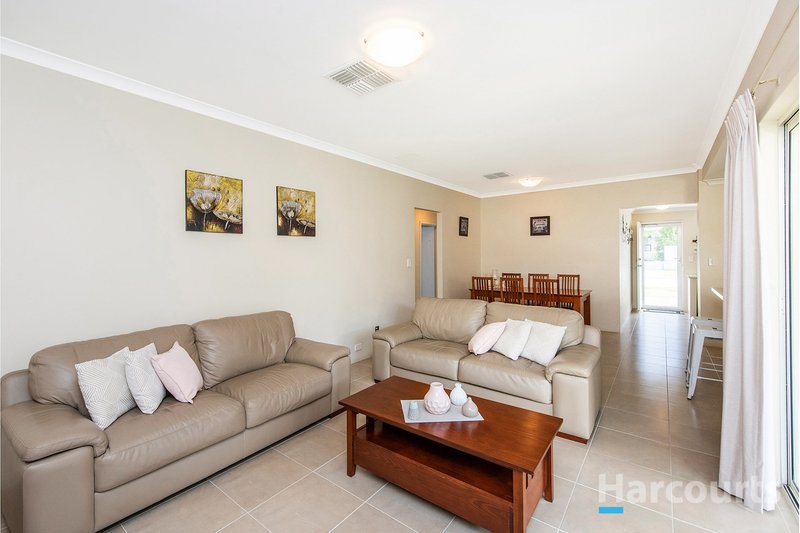 Photo - 11 Castanet Drive, Madeley WA 6065 - Image 25