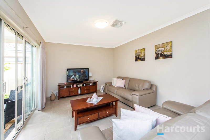 Photo - 11 Castanet Drive, Madeley WA 6065 - Image 26