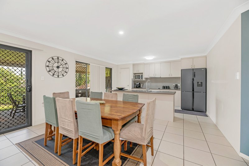 Photo - 11 Castlereagh Street, Murrumba Downs QLD 4503 - Image 4