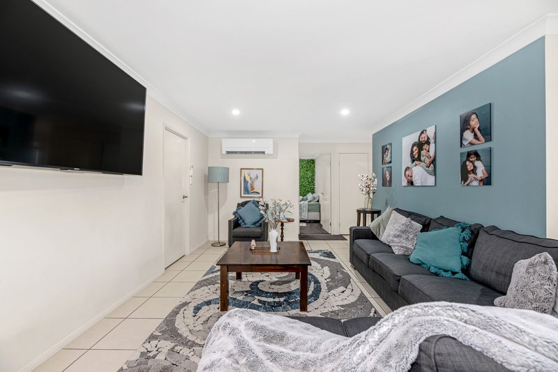 Photo - 11 Castlereagh Street, Murrumba Downs QLD 4503 - Image 7