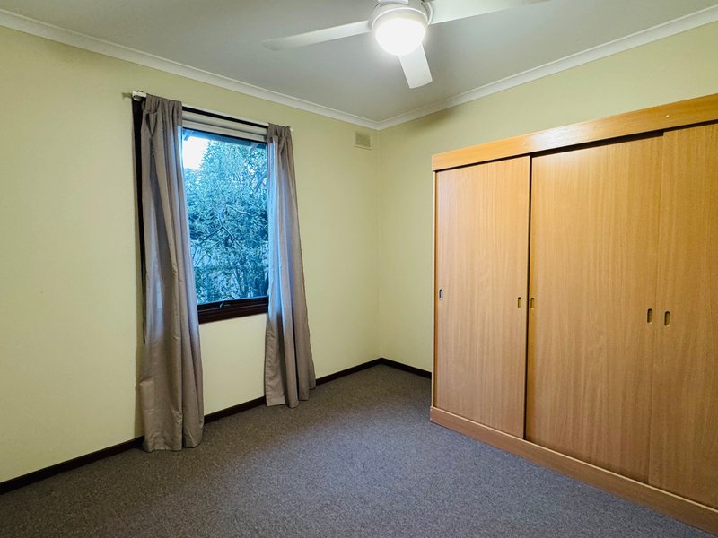 Photo - 11 Cecilia Road, Christie Downs SA 5164 - Image 10
