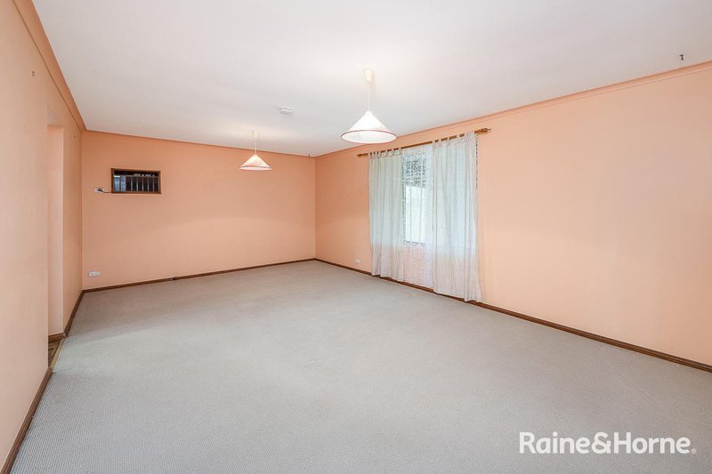 Photo - 11 Cedar Grove, Mount Barker SA 5251 - Image 5