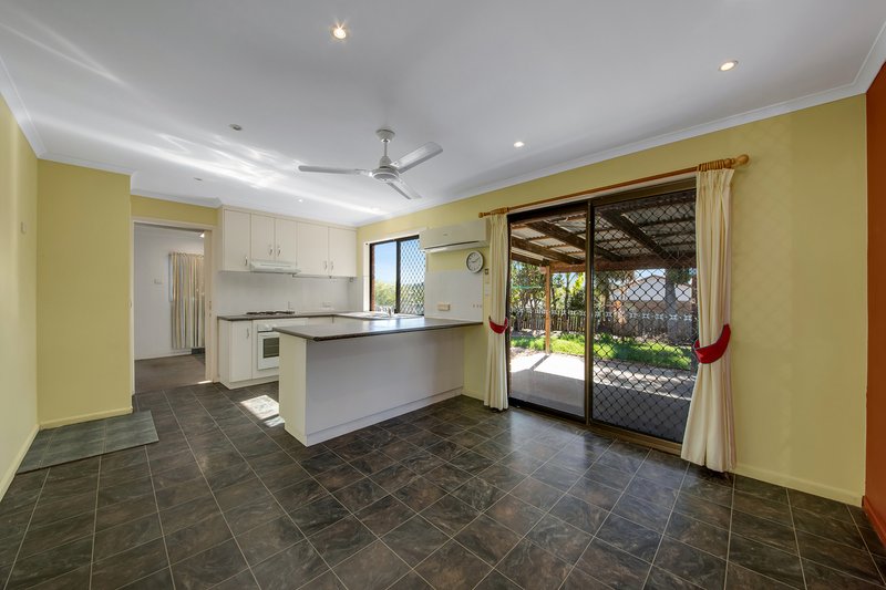 Photo - 11 Ceri Court, New Auckland QLD 4680 - Image 5