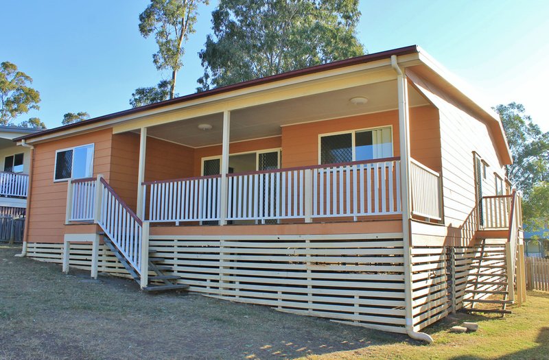 Photo - 11 Chalmers Place, North Ipswich QLD 4305 - Image 3