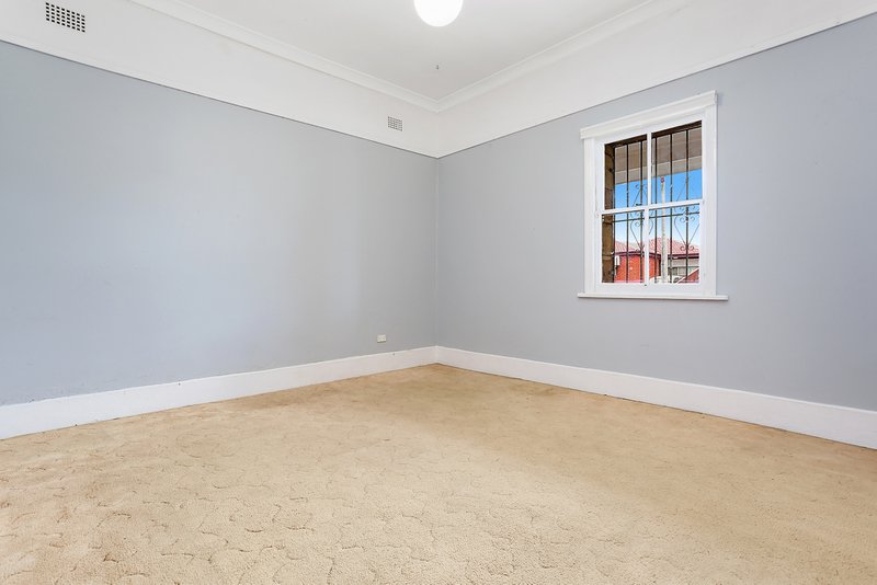 Photo - 11 Chapel Street, Lilyfield NSW 2040 - Image 4