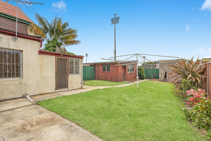 Photo - 11 Chapel Street, Lilyfield NSW 2040 - Image 6