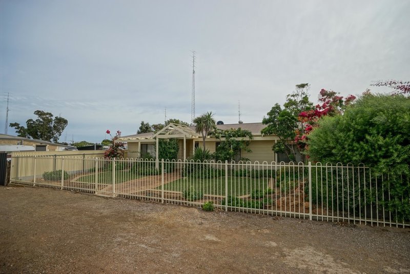 Photo - 11 Charles Terrace, Wallaroo SA 5556 - Image 3