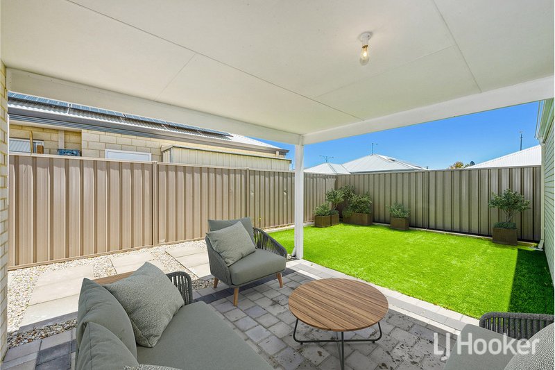 Photo - 11 Charleston Street, Karnup WA 6176 - Image 18