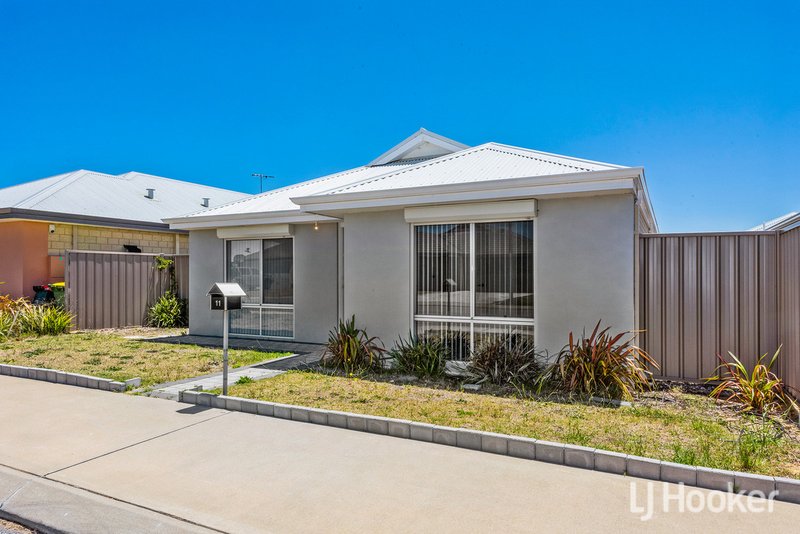 Photo - 11 Charleston Street, Karnup WA 6176 - Image 22