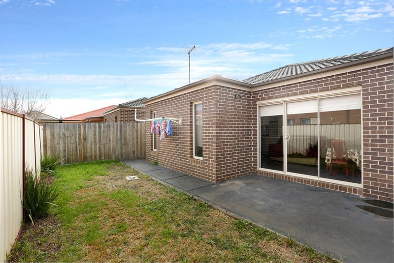 Photo - 1/1 Charlotte Avenue, Melton West VIC 3337 - Image 3