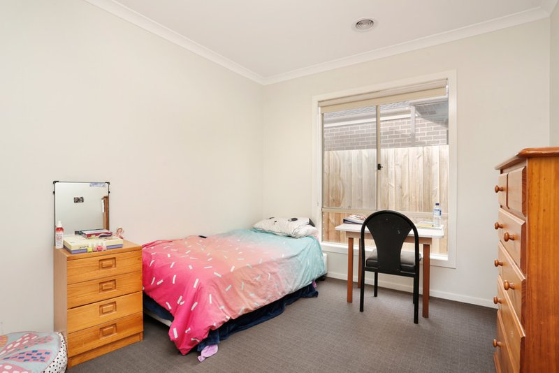 Photo - 1/1 Charlotte Avenue, Melton West VIC 3337 - Image 6