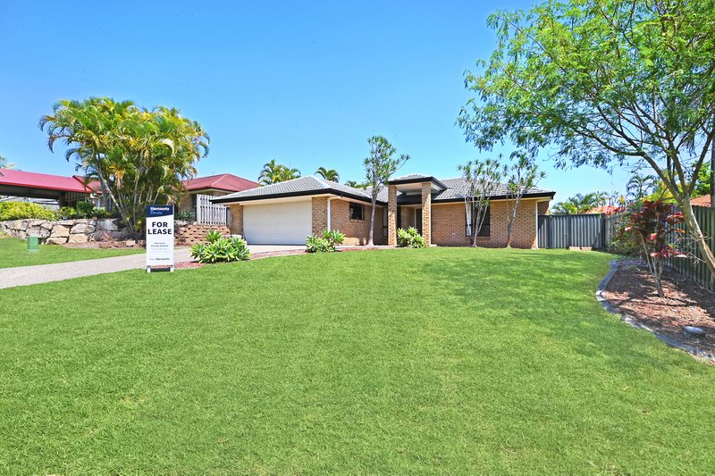 11 Chelmsford Place, Parkwood QLD 4214