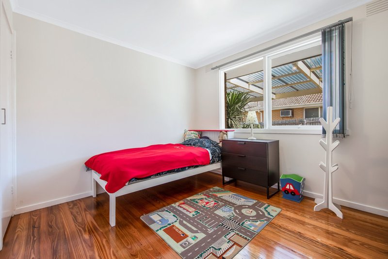 Photo - 11 Chelsea Avenue, Mulgrave VIC 3170 - Image 6