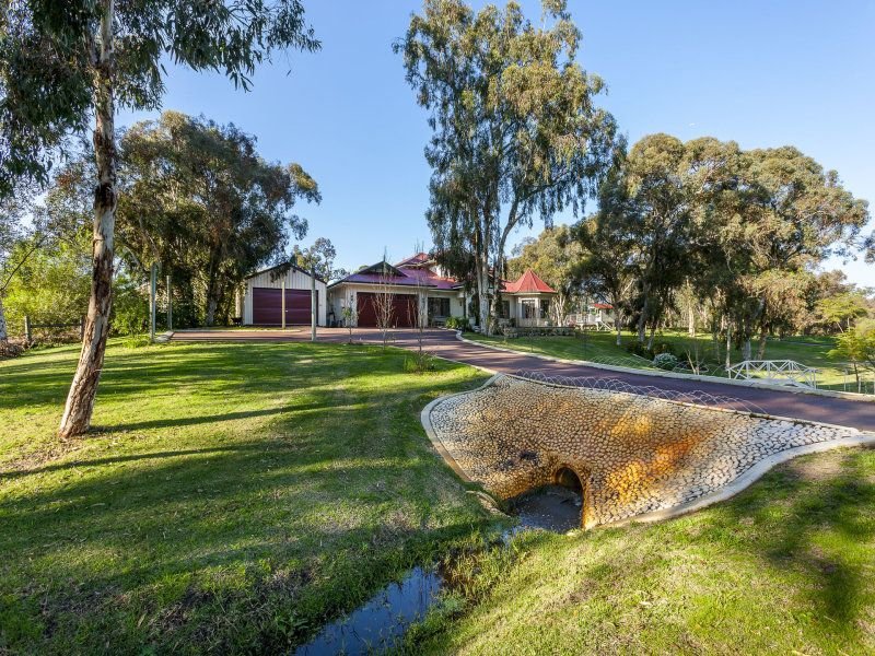 Photo - 11 Chenin Lane, The Vines WA 6069 - Image 16