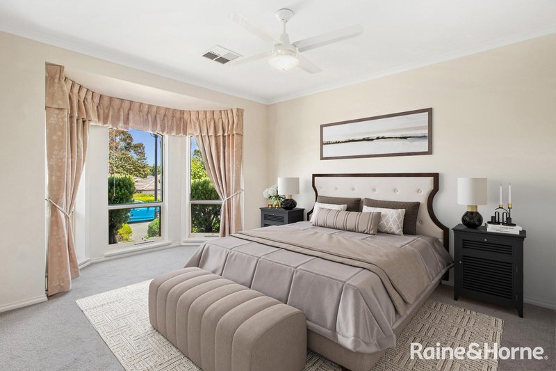 Photo - 11 Cher Court, Aberfoyle Park SA 5159 - Image 9